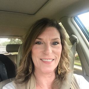 Meet your Posher, Janet